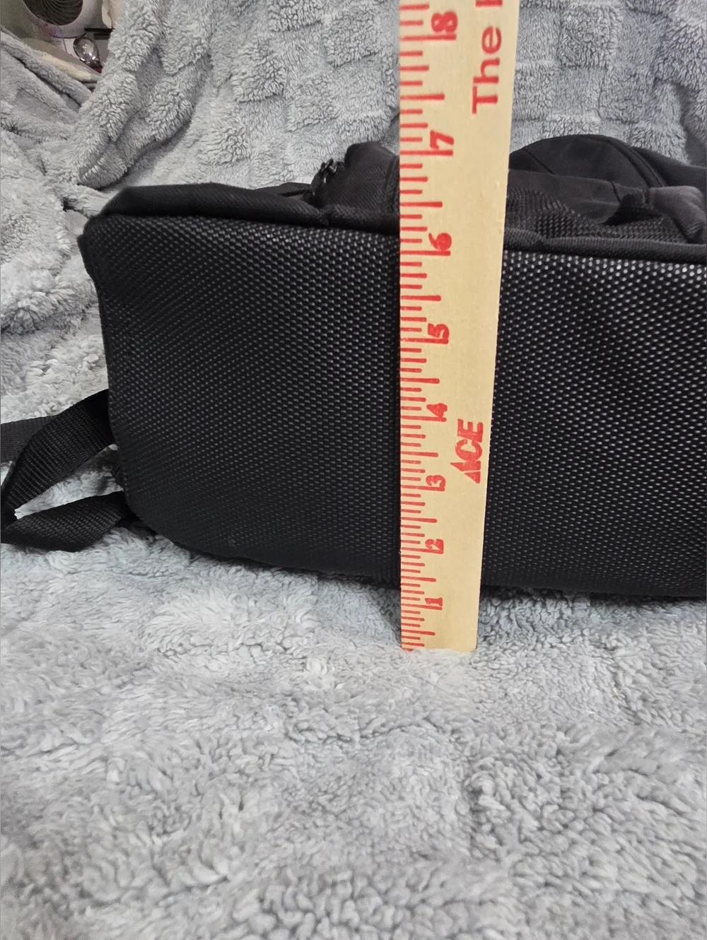 Targus Black Everyday Laptop Backpack - Picture 12 of 13
